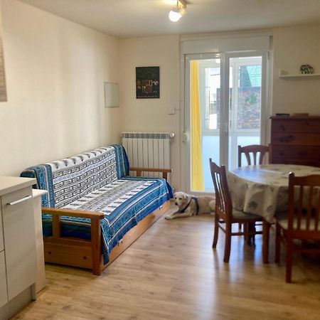 Apartamento San Gregorio ปัมโปลนา ภายนอก รูปภาพ